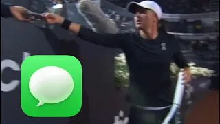 Iga Swiatek’s Phone Goes off during Match! 🤣🤣 Italian Open 2023