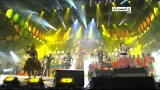 Shakira - Hips Don't Lie (2010 FIFA World Cup™ Kick-off Concert) WAKA WAKA