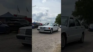 WHITE MERCEDES 190E and PLANE DOING THINGS👀 #mercedes #classiccars #carspotting #automobile #cars