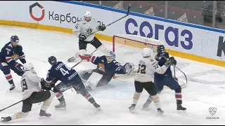 Лучшие сэйвы 19-й недели Фонбет Чемпионата КХЛ 22/23 / 2022/23 Fonbet KHL Top 10 Saves for Week 19