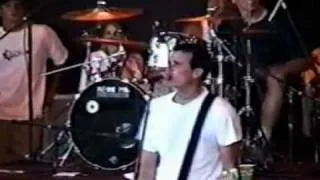 Blink-182 - Carousel (live @ Pompano Beach 02/08/97)