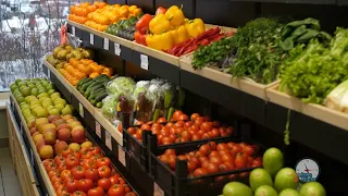 The Biggest Reason Why Grocery Stores Mist Produce! (And the SECRET Reason That's Costing You More!)