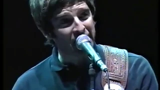 Oasis - Don't Look Back In Anger (Live from Buenos Aires)