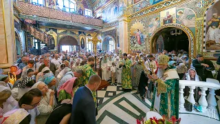 🌿 Предстоятель очолив богослужіння у Києво-Печерській Лаврі у день пам’яті преподобного Феодосія