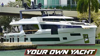 YOUR OWN YACHT IN MIAMI AT LEAST FOR 4 HOUR / MIAMI RIVER YACHTS