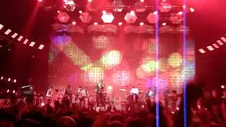 Arcade Fire "Here Comes The Night Time" @ Zénith (Paris)