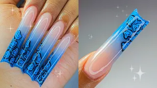 🌀BLUE SMILEY FACE ACRYLIC NAILS🌀| glitter ombre + simple nail art!✨