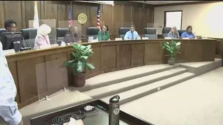 Residents get heated at Clarkston City Council meeting