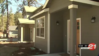 Bend officials speak with residents about neighborhood housing changes