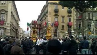 Candelora circolo Sant'Agata e candelora mons.Ventimiglia in piazza duomo 23/01/11 parte 1