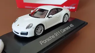 Porsche 911 Carrera 4S Herpa 1:43 Branco