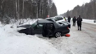 "Крузак" убил "Вольво" и 2 человека в нём