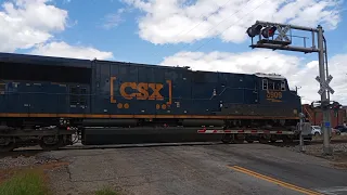 CSXT 8909 Leads Q693 At Woodruff SC On The Spartanburg Subdivision