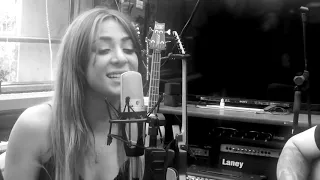 Daniella De Luca - This Ain't A Love Song (Bon Jovi Cover)