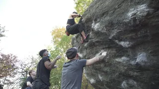 Bouldering NYC / Central Park / Worthless Boulder  : ADHD:V5    4K