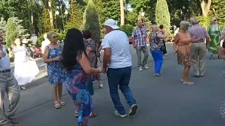 Цыганочка Аза💃🌹 Счастливые минуты в парке Горького💃🌹 Харьков 2021