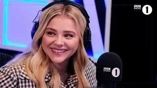 Chloë Grace Moretz convinces girl's mum to take her to amusement park