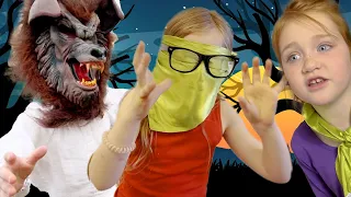 MYSTERY BiRTHDAY with Scooby Doo!!  Adley and Friends party with Monsters, eat cake, & open presents