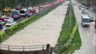 Bukit Timah & Dunearn flooded due to Saturday heavy rain on 17 April 2021