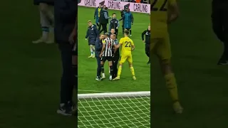 Don't mess with the big unit Joelinton 😂 Newcastle vs Chelsea @ St James' Park - 12th Nov 2022.