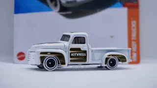 Unboxing and Showcase: Hot Wheels '52 Chevy