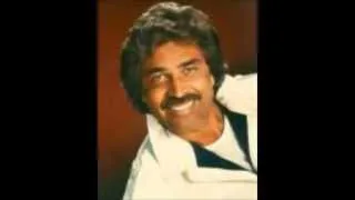 Engelbert Humperdinck - I Can't Stop Loving You