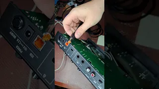 We repair TRAKTOR S2 there is no USB connection, how to disassemble the console