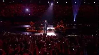 Robbie Williams Live @ the O2 - Performing FEEL