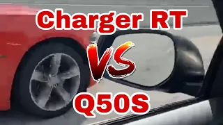 Charger RT 5.7 vs Q50S 3.0t