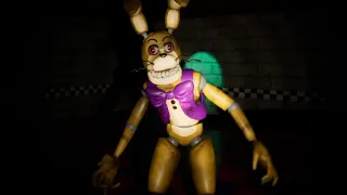 CHASED BY GLITCHTRAP WITH A NEW ANIMATRONIC SUIT.. HES TERRIFYING! | FNAF Animatronics Land