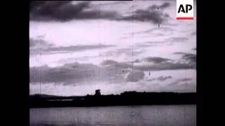 Japanese planes bomb Pearl Harbor