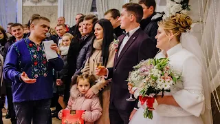 Ukrainian wedding - гурт Веселі музики - зустріч молодих та гостей