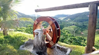 fazendo uma linda roda d'água de madeira