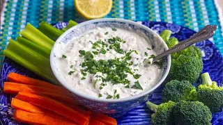 Homemade Blue Cheese Dressing - Thick and Creamy