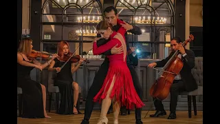 TANGO POR UNA CABEZA