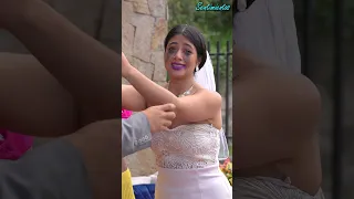 En plena boda novia c1ega desenmascaro a su novio que estaba con su propia hermana (2)