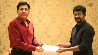 Mr. Kalanithi Maran presents cheque and Porsche car to Director Nelson | #JailerSuccessCelebrations