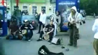 Москва, уличные музыканты (третьяковская) (Shanti Crew)