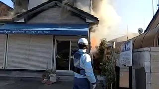 住宅火災　１．　前橋市大利根町。