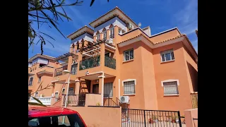 139, 950€ South facing triplex large reformed 2 bed 2 bath, pool, gated community, playa Flamenca