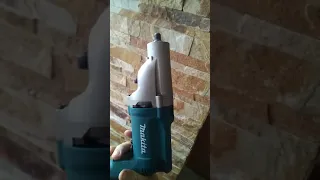 Дрель ударная Makita HP 2050