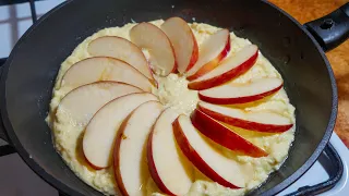 Вместо сырников готовлю на завтрак быстрый творожный пирог с яблоками на сковороде.