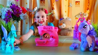 РАСПАКОВКА детской швейной машинкиUNPACKING children's sewing machines