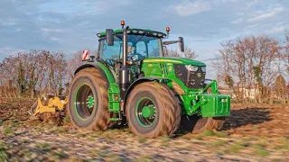 NEW John Deere 6215R di Q-FARM in CAMPO | Ripuntatura 2023