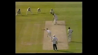 ENGLAND v INDIA 3rd TEST MATCH DAY 1 THE OVAL JULY 8 1982 IAN BOTHAM KAPIL DEV RAVI SHASTRI