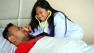 PAPA LAGI SAKIT!!! hikk 😢 Parodi Main Dokter Dokteran 💖 Jessica Jenica