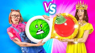 Filles RICHES VS PAUVRES TESTENT DES JOUETS | Jouets bricolés à partir de poubelle par Télé-Teen