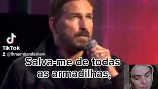 A sensação vendo o ator Jim Caviezel rezar, é a do próprio Cristo em súplicas a Deus Pai.