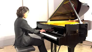 Jinhyung Park (Piano) plays Bach Toccata E minor, BWV 914