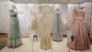 Выставка платьев принцессы Дианы открывается в Лондоне (новости)